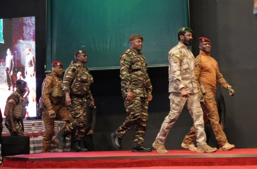  Russia accuses France of authorising plots against African leaders