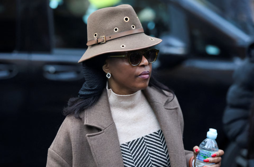  Nigerian ex-oil minister rejects bribery claims in UK trial