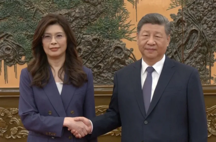  Taiwan opposition leader meets Xi Jinping in Beijing