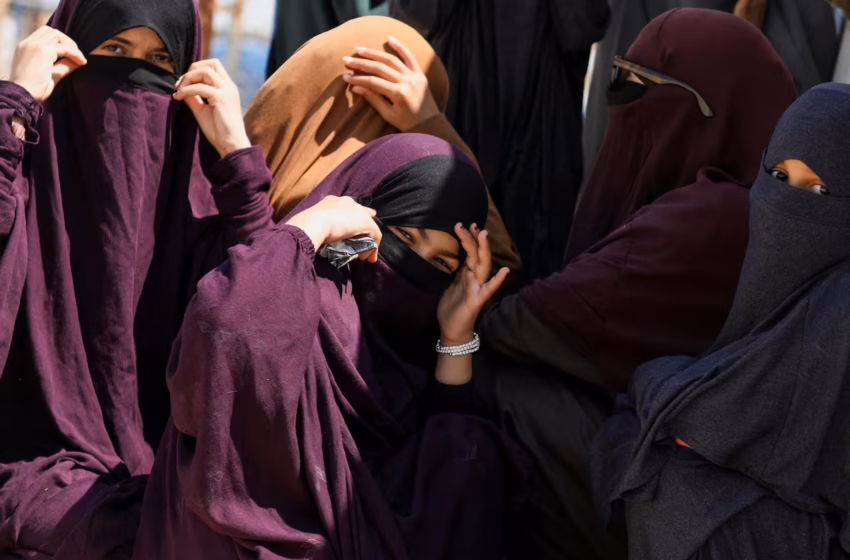  Australian women and children with ties to ISIS have returned from Syria, with arrests anticipated.