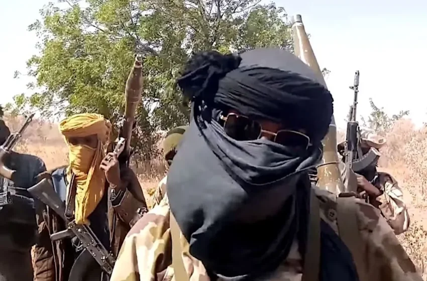  Nigeria Hit by Militant Attacks and Kidnappings