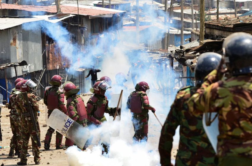  Kenyan police teargas anti-France protesters near summit venue