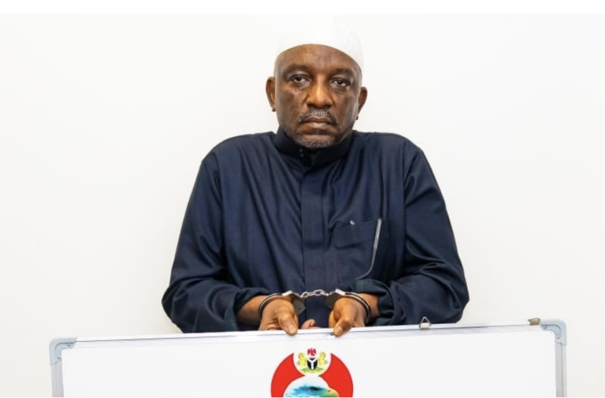  Nigeria arrests ex-minister convicted of laundering