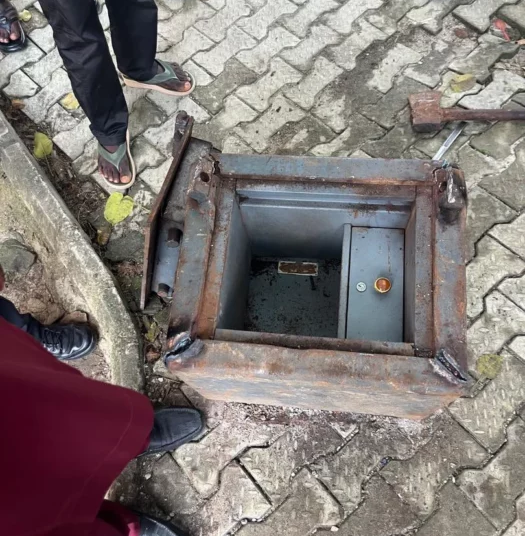  Nigerian Drug Agency Discovers in Iron-Safe