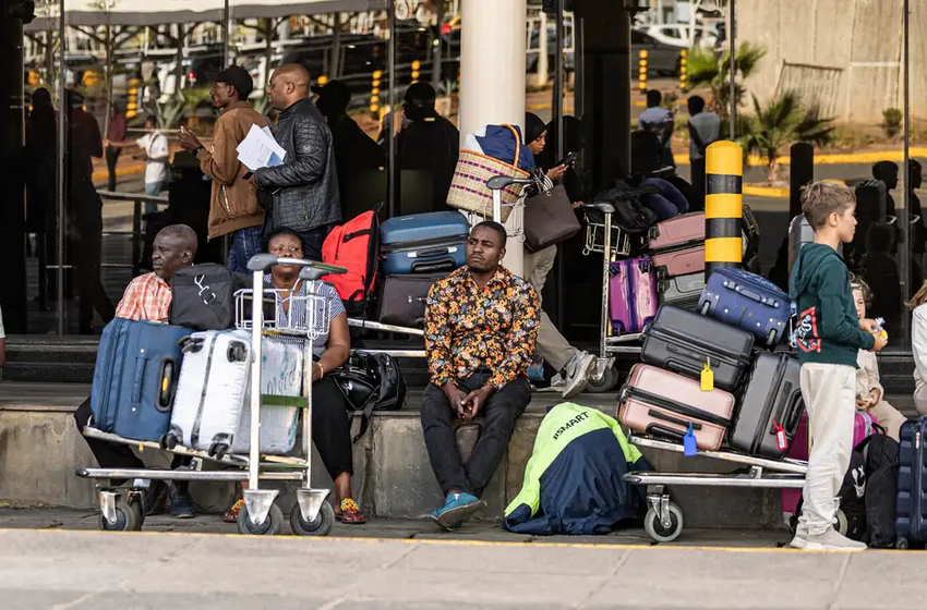  Kenya airport strike leaves passengers stranded
